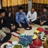 Takziah Menag di Rumah Abay: Air Mata, Doa, dan Pesan Perdamaian