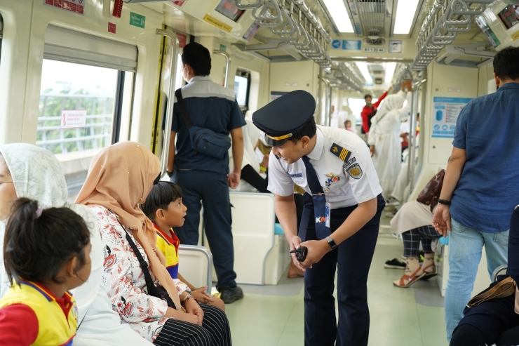 Satu Tahun Melayani, LRT Jabodebek Terus Bergerak Lebih Baik untuk Masyarakat