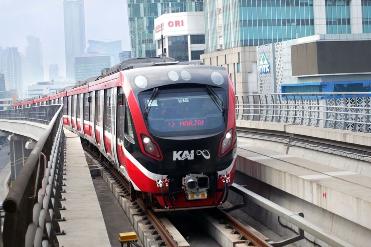 Beroperasi 6 Bulan Lebih, LRT Jabodebek Layani 7,2 Juta Pengguna