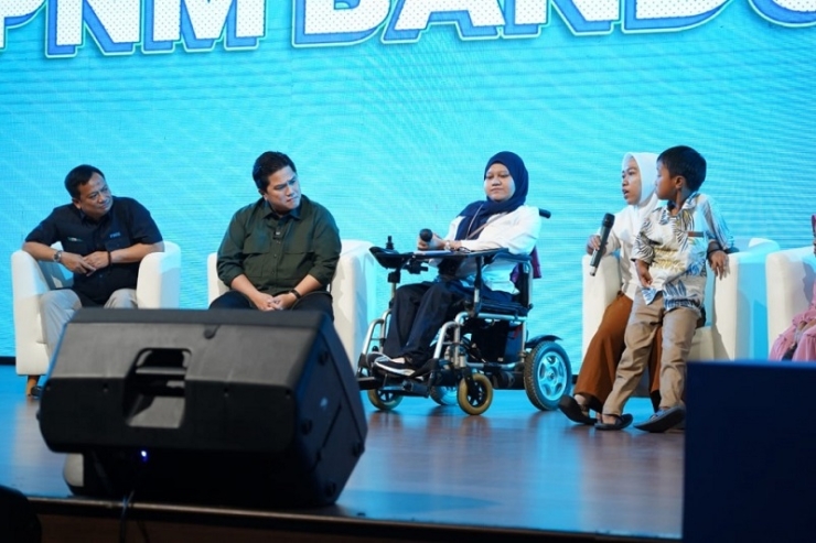 Menteri BUMN Nilai Program PNM Mekaar Solusi Membuka Lapangan Kerja