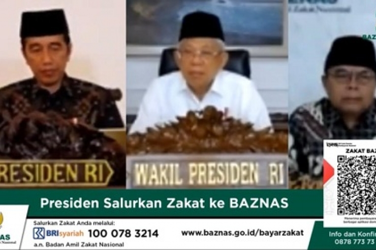 Presiden Memberi Keteladanan Berzakat