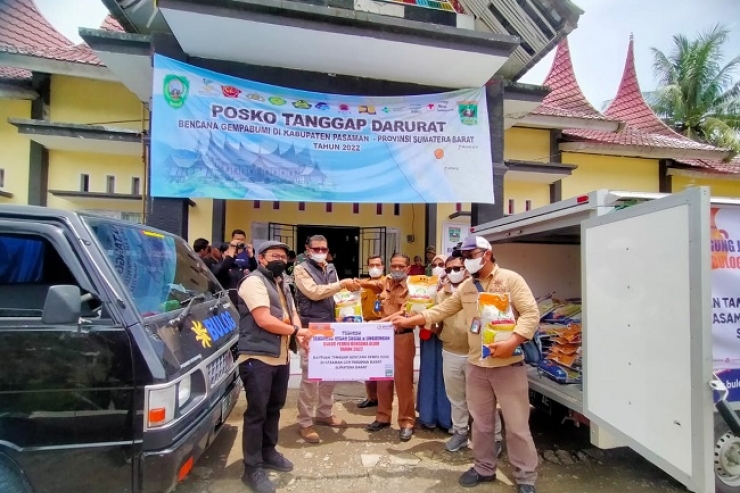 Bulog Gerak Cepat Salurkan Bantuan Gempa di Sumatra Barat 