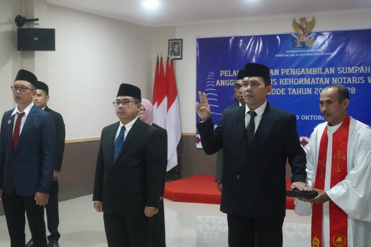 Budi Argap Situngkir Resmi Dilantik, Tegaskan Komitmen Jaga Integritas Profesi Notaris di Maluku Utara