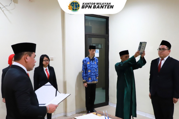 Kakanwil BPN Banten Tekankan Integritas saat Lantik Penata Kadastral Ahli Pertama