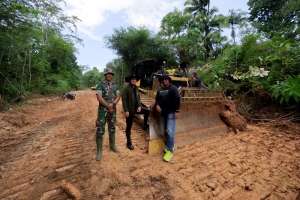 Bupati Rinto Wardana Jemput Bola ke Pusat demi Pembangunan Mentawai