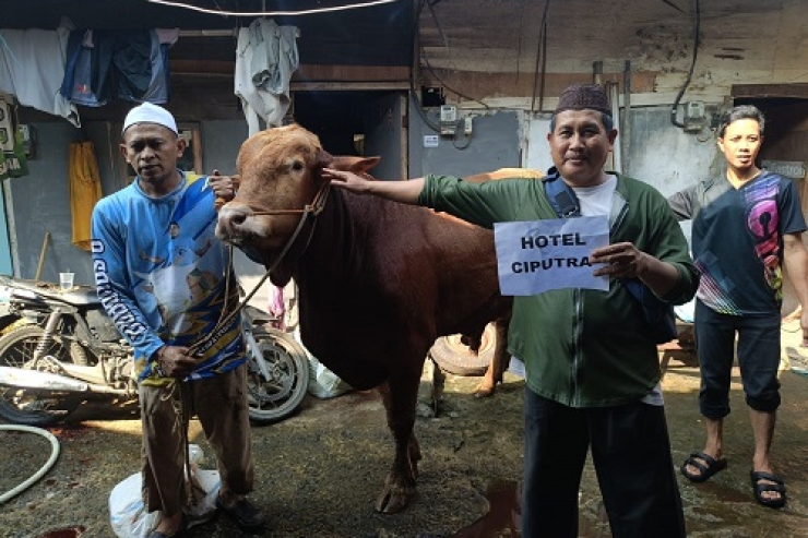 Hotel Ciputra Jakarta Bersama Mall Ciputra Jakarta Gelar CSR Rayakan Idul Adha 1446H