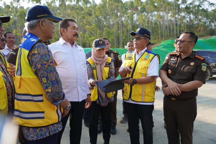 Kunjungi Pembangunan IKN, ST Burhanudin: IKN Suatu Impian yang Menjadi Kenyataan