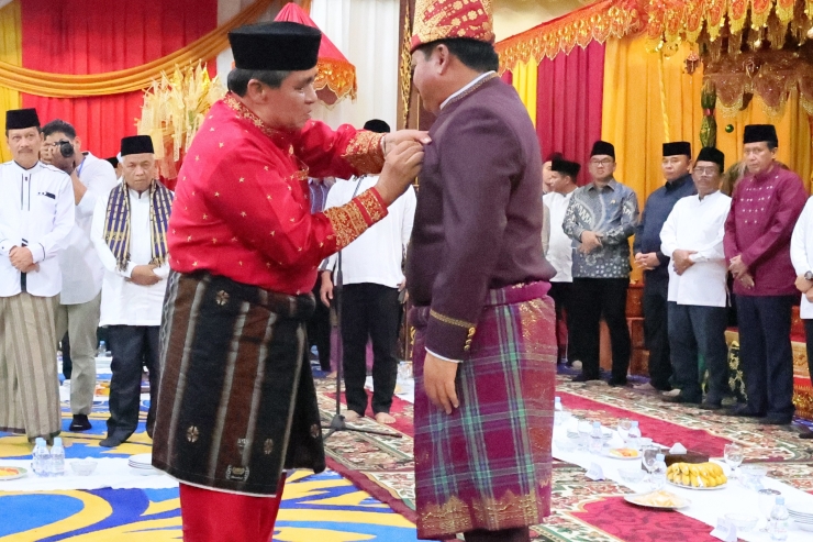 Hadi Tjahjanto Dapat Gelar Anggota LAM Provinsi Jambi