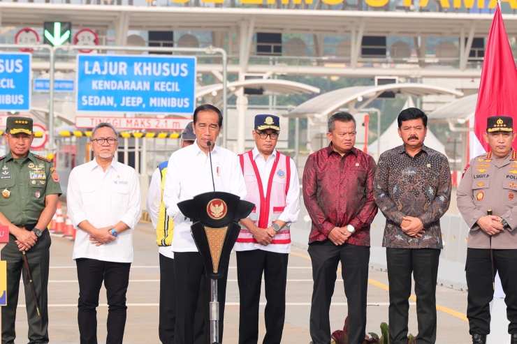 Hadi Dampingi Jokowi Resmikan 3 Tol, ATR/BPN Berperan Pembebasan Lahan