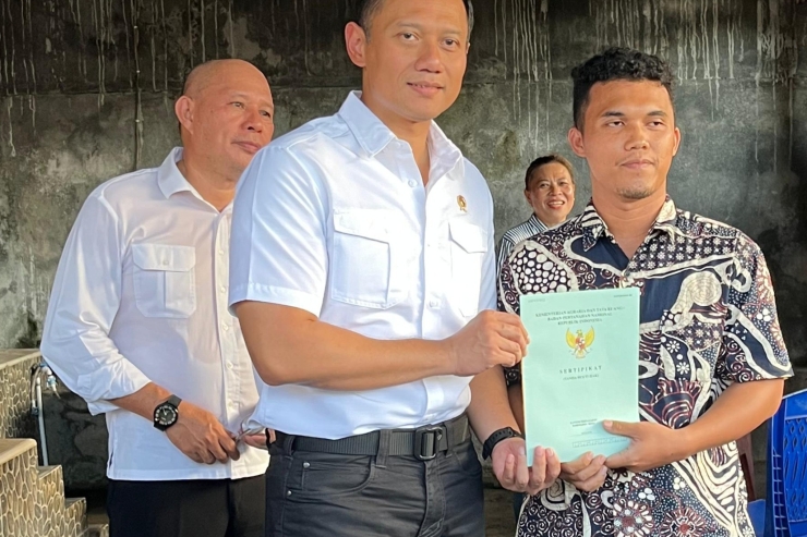 Menteri AHY Kunker Pertama untuk Serahkan Sertifikat di Manado
