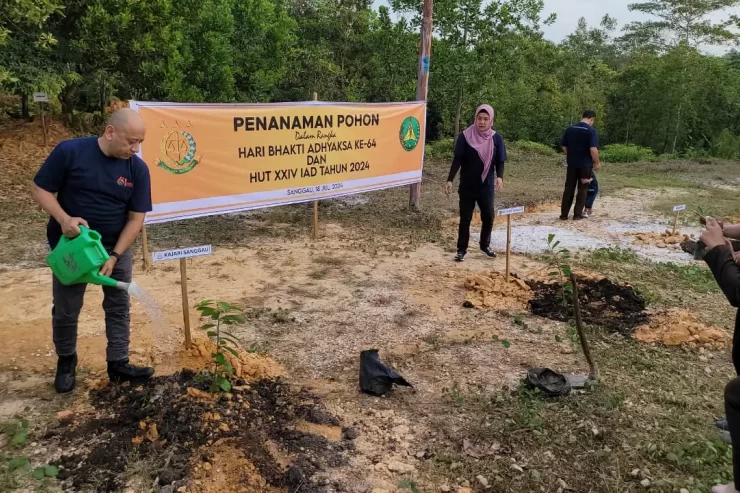 Hari Bhakti Adyahksa, Kejari Sanggau Gelar Penanaman Pohon di Kawasan Sabang Merah