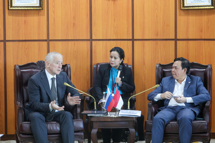 Terima Kunjungan Gubernur Provinsi Tomsk Rusia, Sultan Bahas Kerjasama di Bidang Riset hingga Sister City