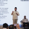 Percepat Pendaftaran Tanah di Sumut, Menteri Nusron Serahkan 875 Sertipikat Tanah