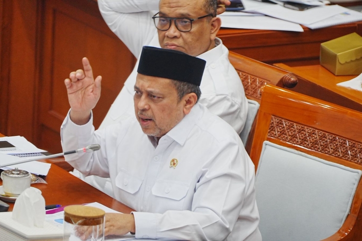 Di depan DPR, Kepala BPJPH Sampaikan Rencana Sertifikasi Halal Self Declare bagi Warung Tegal, Warung Sunda dan Sejenisnya
