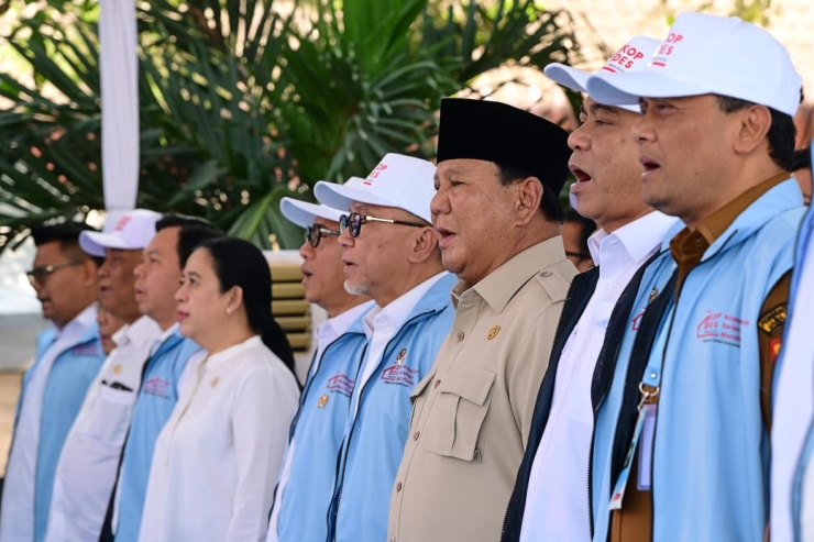 Ketua DPD RI: Koperasi Merah Putih Bisa Bangkitkan Ekonomi Daerah dan Putus Rantai Rentenir
