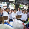 Sultan Dampingi Mentan Tinjau Pasar dan Perkebunan di Bangkuku