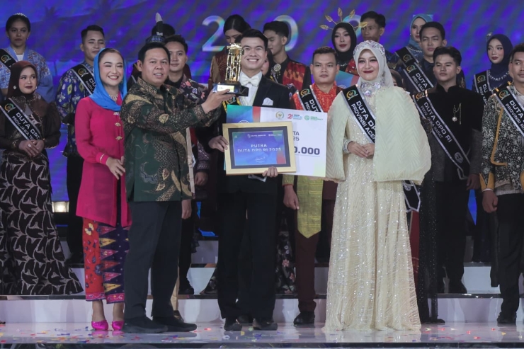 Putri Aceh dan Putra Jawa Timur Dinobatkan Menjadi Duta DPD RI 2025  