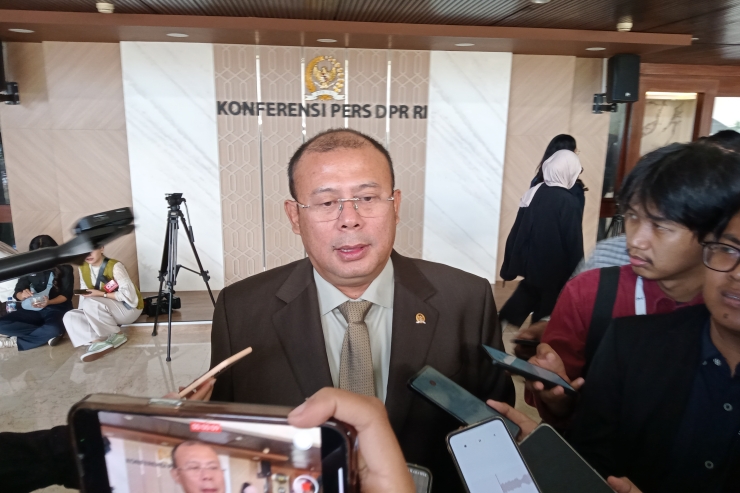 Wakil Ketua DPR RI: Pemerintah Tengah Standarkan Kepengurusan Desa, Koperasi Jadi Saluran Bantuan Sosial