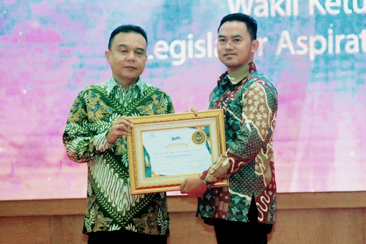 Dapat Penghargaan KWP Award, Sufmi Dasco Hargai Aspirasinya 