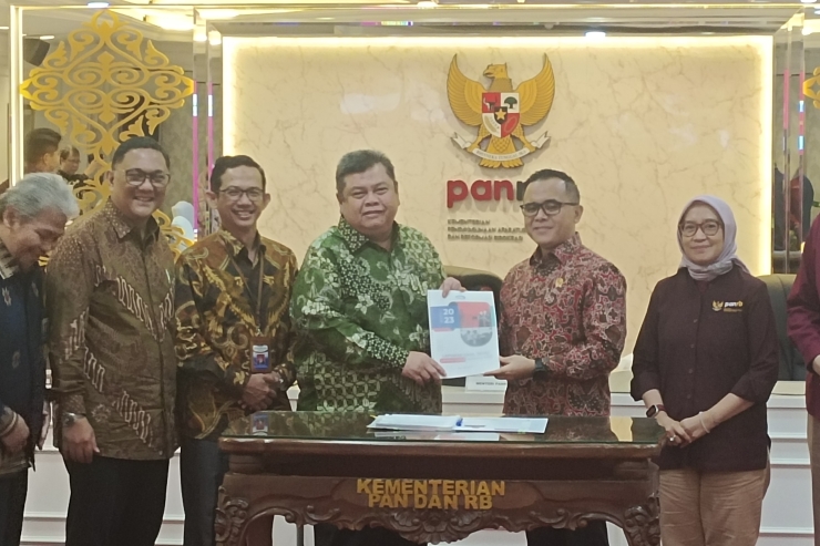 Terima Hasil Reviu LKjPP, Menteri PANRB Telah Penuhi Kewajiban Kontitusional