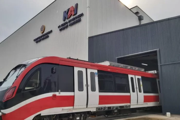 Tingkatkan Pelayanan, LRT Jabodetabek Tambah 44 Perjalanan