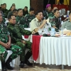 Menhan, Panglima TNI dan Wakasad Tahun Baruan dengan Ribuan Prajurit di Timika