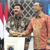 Menteri Hadi Serahkan 162 Sertifikat Asset Kepada Pj Gubernur DKI