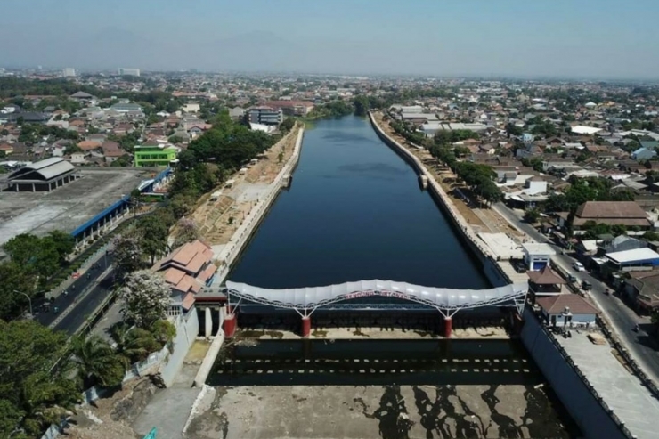 Rehabilitasi Bendung Tirtonadi Beri Manfaat Pengendalian Banjir di Kota Solo