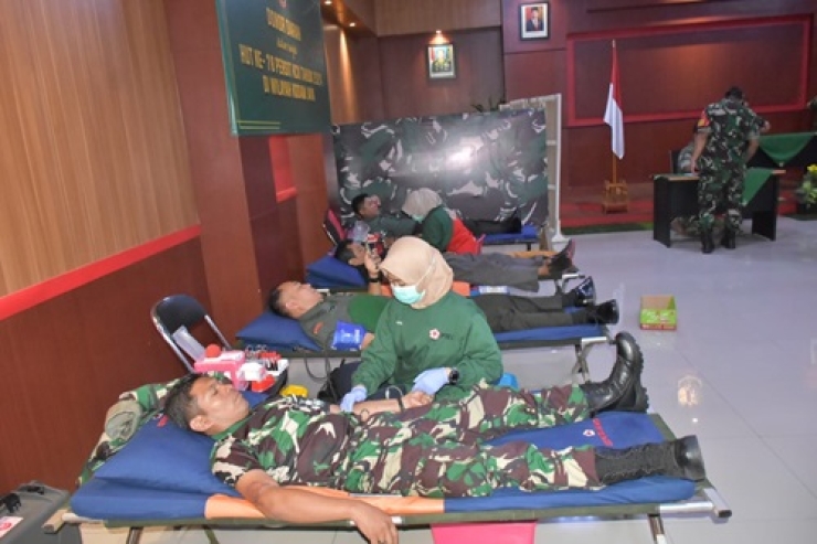 Sambut HUT Ke-78 Persit Kartika Chandra Kirana Kodim 0501/JP Gelar Donor Darah