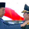 Sah! Jokowi Anugerahkan Jenderal TNI (HOR) kepada Prabowo    