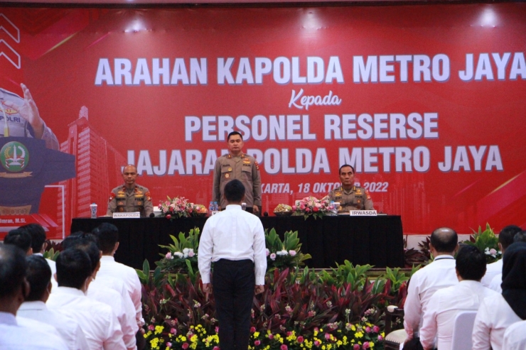 Kapolda Metro Jaya Berikan Arahan Kepada Personel Reserse