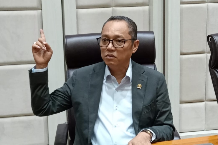 Deddy Sebut PDIP Mustahil Berhubungan Baik dengan Jokowi