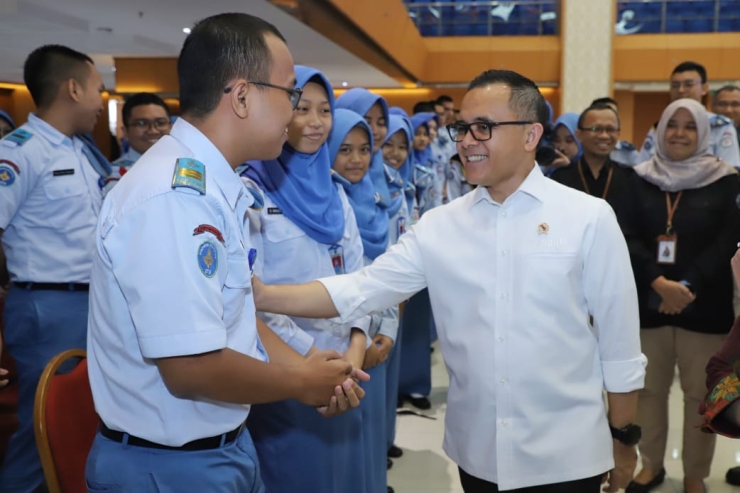 Menteri PANRB: Jangan Percaya Ada Orang Jamin Kelulusan Jadi Taruna Sekolah Kedinasan