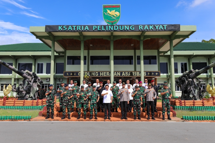 Menko Polhukam: TNI dan Polri Siap Kawal Pilkada 2024 di Papua