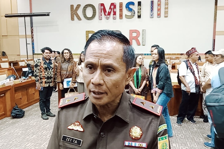 Kajati NTT Paparkan Penanganan Kasus TPPO AKBP Fajar dan Stefani dalam RDP Komisi III DPR RI