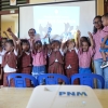 Sebanyak 2.800 Anak Nasabah Mekaar Terima Beasiswa PNM