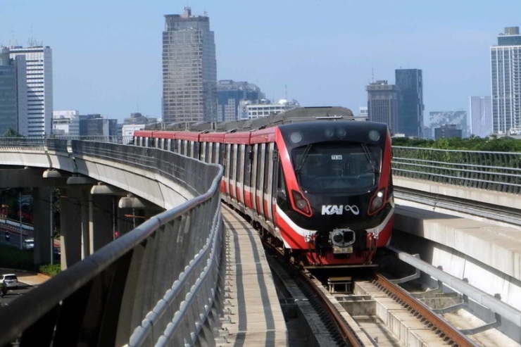 Misa Akbar Paus Fransiskus, LRT Jabodebek Siap Dukung Kenyamanan Transportasi Masyarakat 