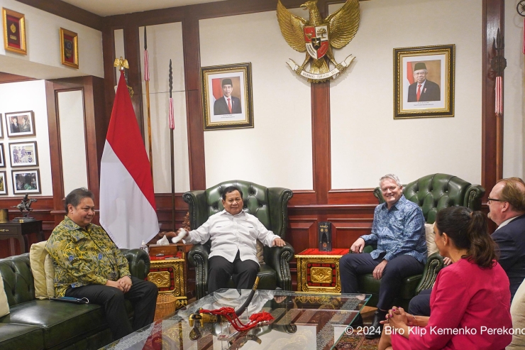 Menko Airlangga Dampingi Menhan Prabowo Menerima Kunjungan Sekjen OECD