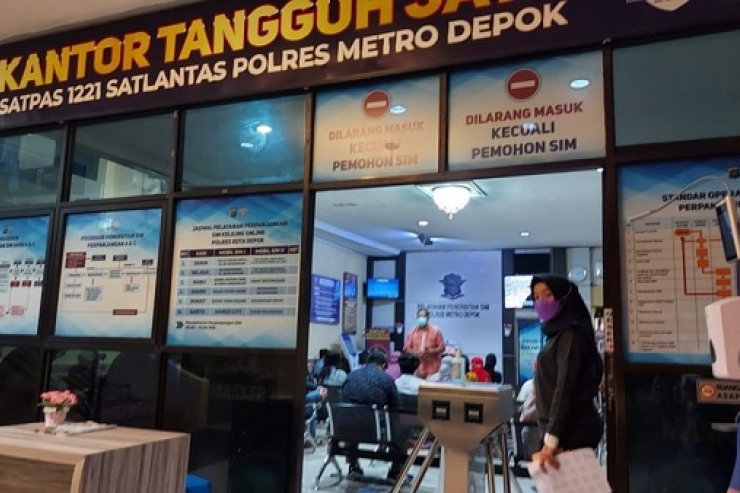 Terapkan Prokes Ketat, Pelayanan  Satpas 1221 Satlantas Polres Metro Depok Tetap Optimal